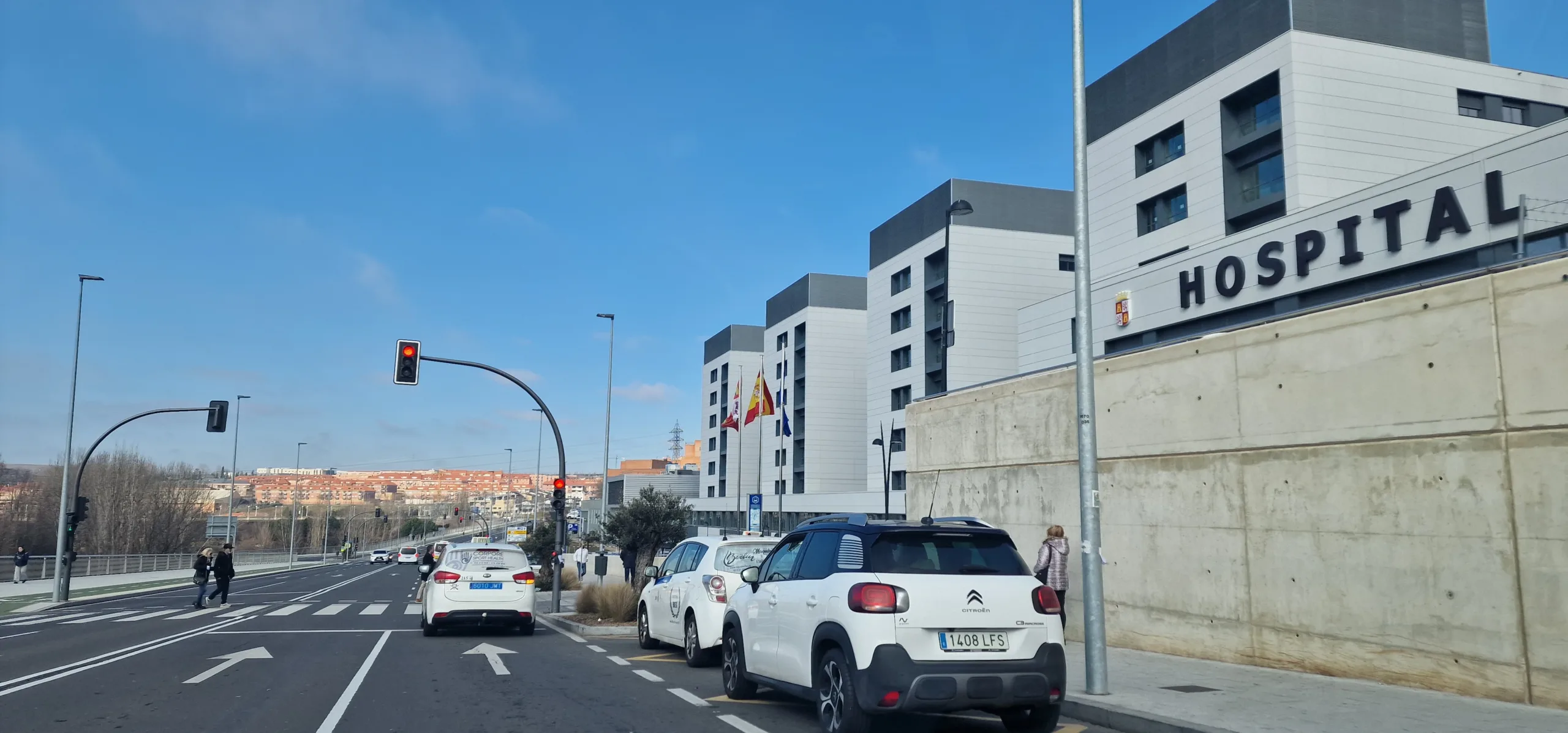 El Complejo Asistencial Universitario de Salamanca Invertirá 3 Millones de Euros en un Avanzado Equipo de Neuro-Ultrasonido para el Tratamiento del Temblor Esencial