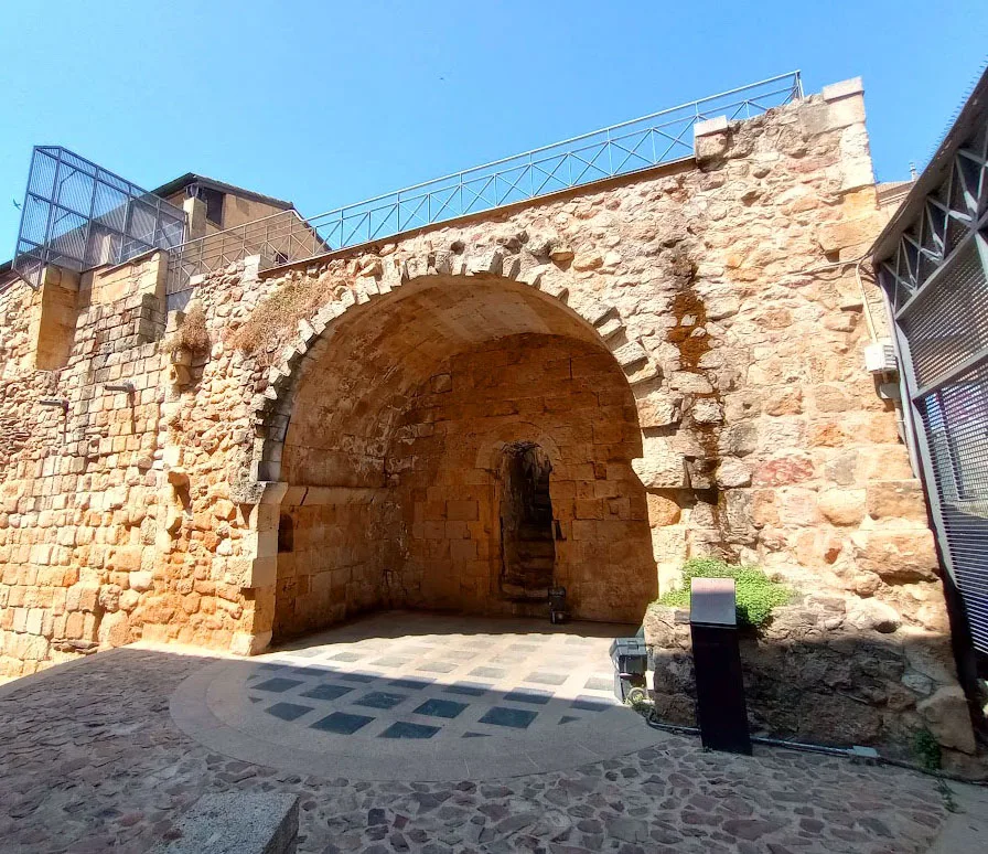 Descubierta la misteriosa historia de la cueva de Salamanca: el diablo como profesor de nigromancia