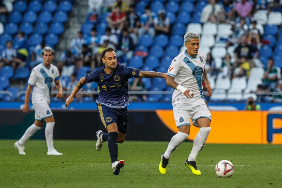 Unionistas cae goleado 5-0 por el Deportivo en su debut en el Teresa Herrera