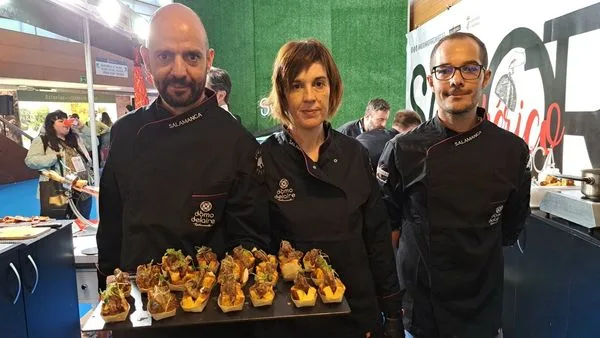 El ibérico protagoniza la última jornada en el stand de Salamanca Para Comérsela en San Sebastián Gastronomika