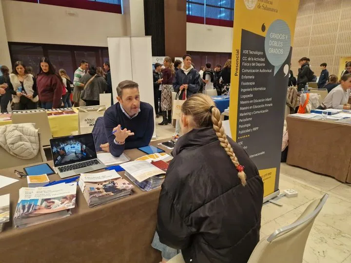 Conoce nuestra oferta académica en el Salón UNITOUR