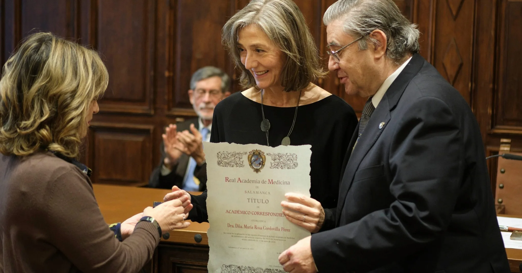 Rosa Cordovilla Pérez ingresa en la Real Academia de Medicina de Salamanca