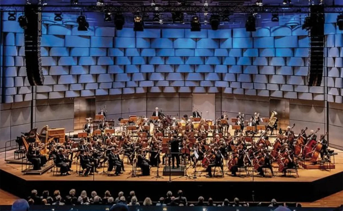 Duncan Ward dirige un programa ecléctico con la Orquesta Filarmónica del Sur de los Países Bajos