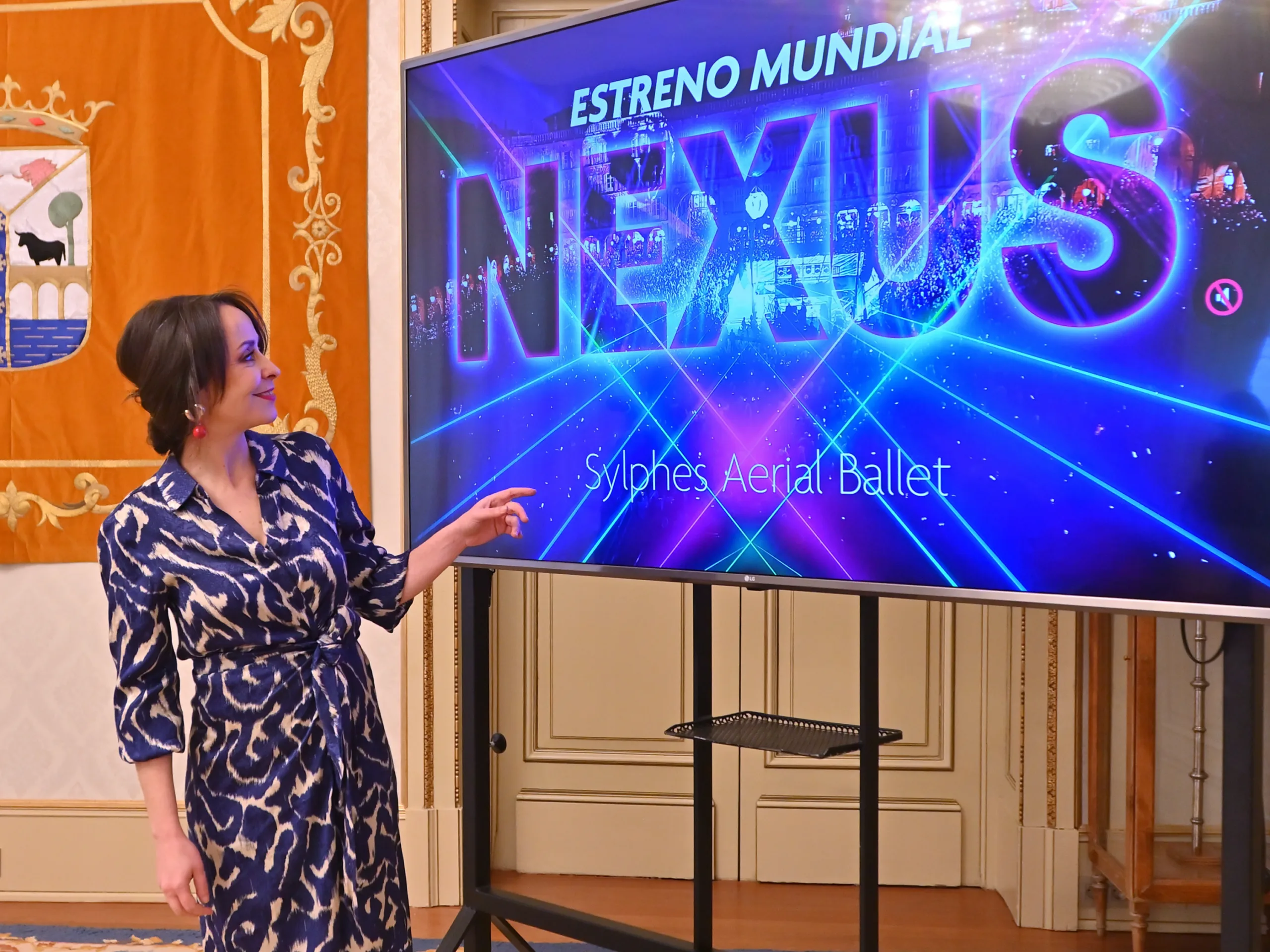 La Plaza Mayor acogerá el estreno mundial de NEXUS: un espectáculo en 360º que combina el ballet aéreo y la música electrónica