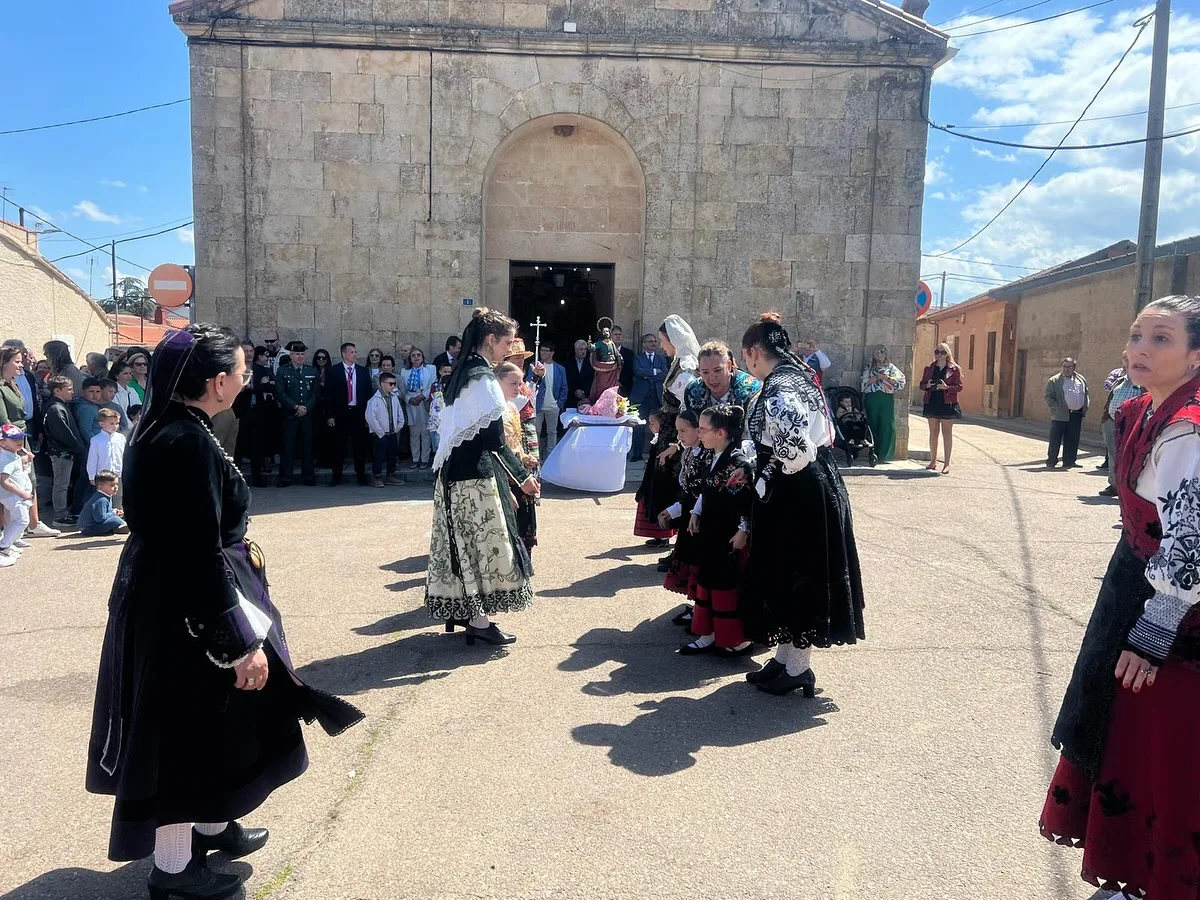 Doñinos Celebra las Fiestas de San Marcos con Tradición y Participación Vecinal