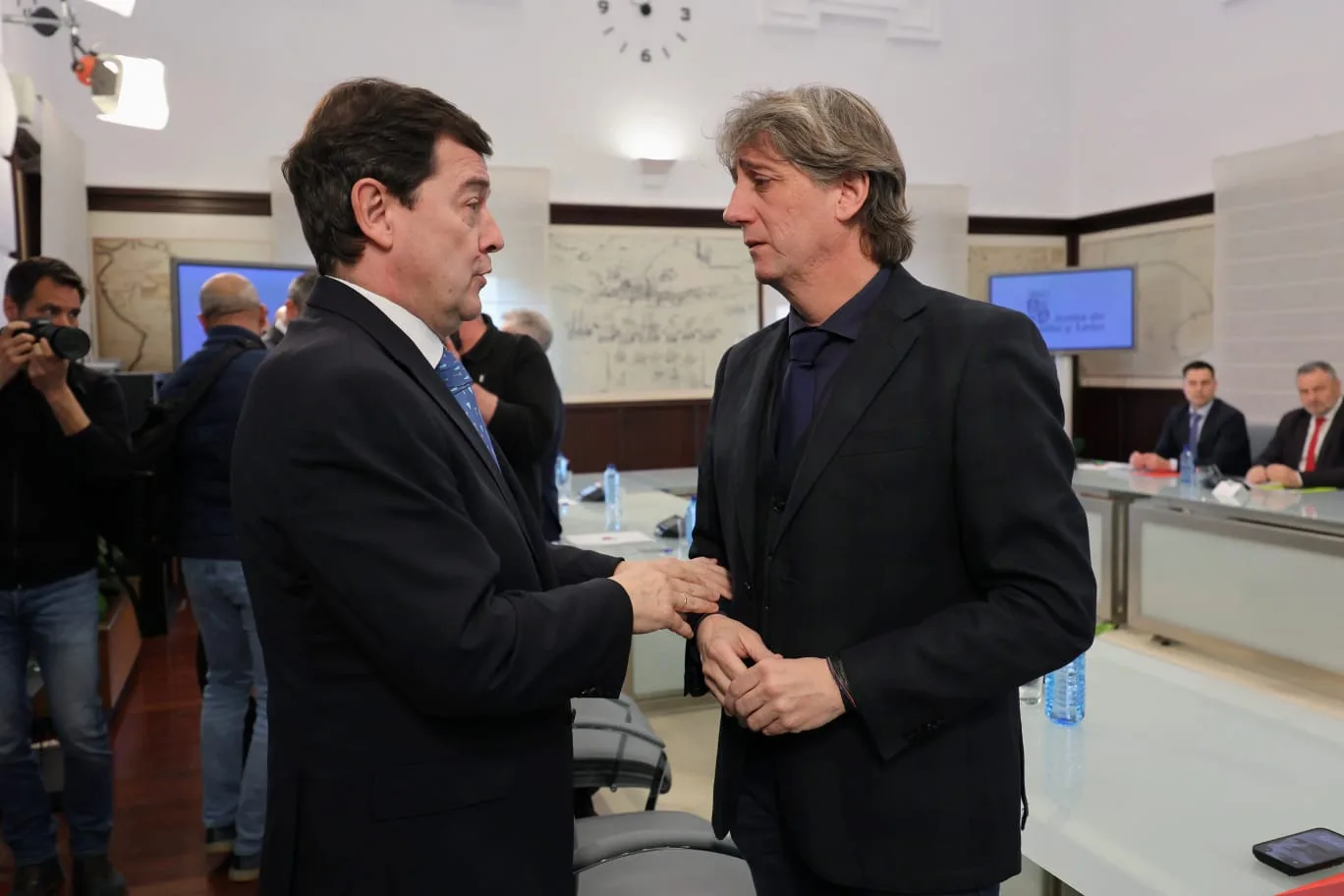 Carlos Martínez critica la falta de acción de la Junta ante el impacto de los aranceles de EE.UU. y propone medidas concretas