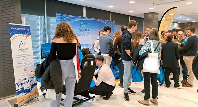 La Escuela de Pilotos de la Universidad de Salamanca refuerza su liderazgo en Pilot Careers Live Madrid 2025
