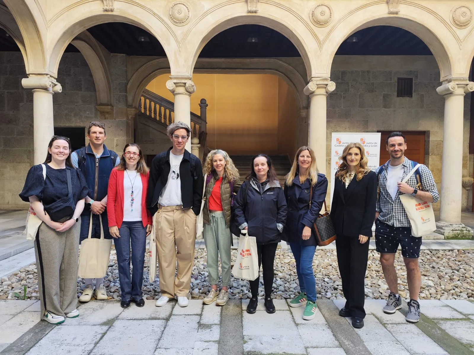 Representantes de más de 350 centros educativos británicos visitan Castilla y León para conocer los centros de enseñanza de español