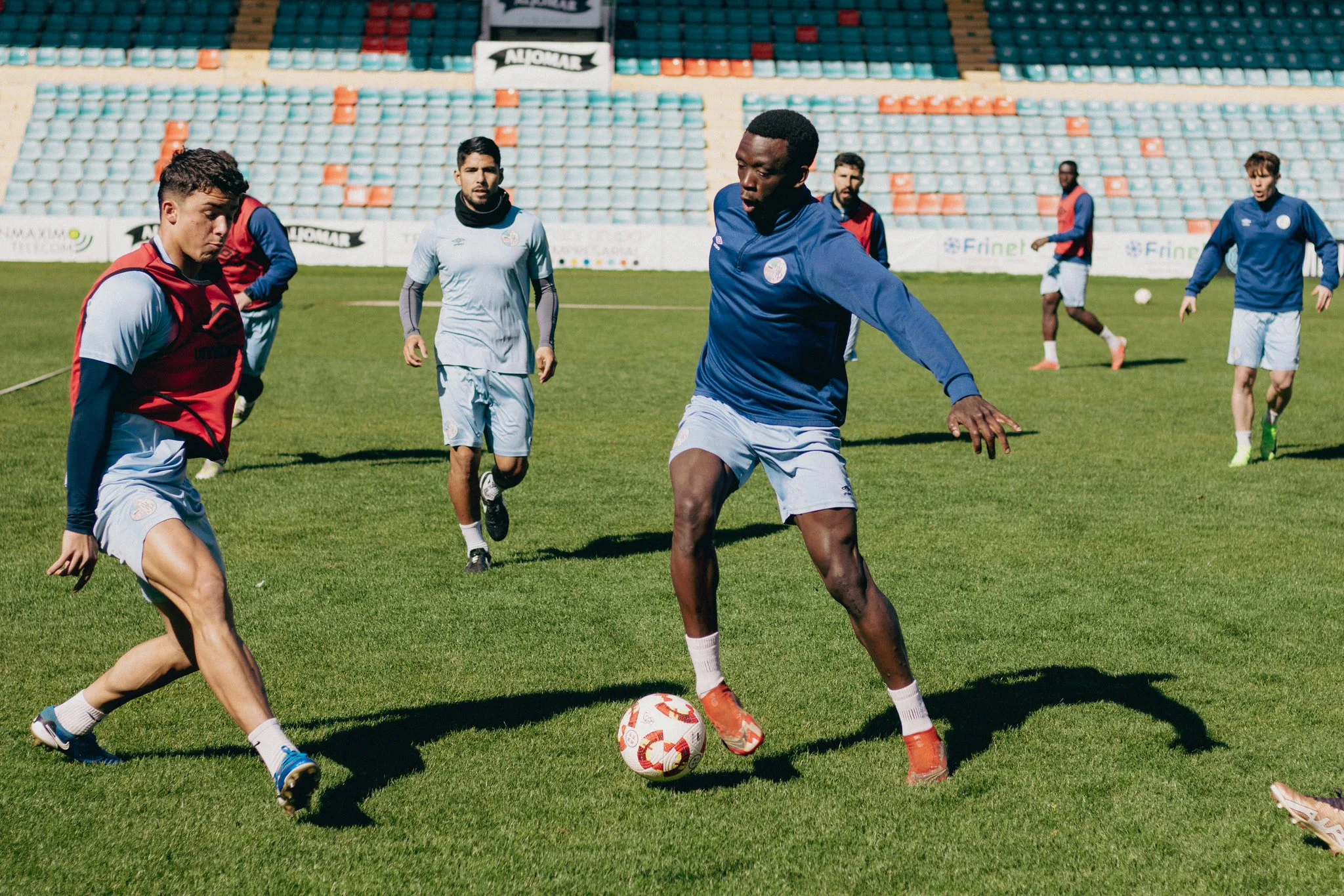 SD Compostela-Salamanca UDS: Ruedas de prensa entrenadores y listas de convocados