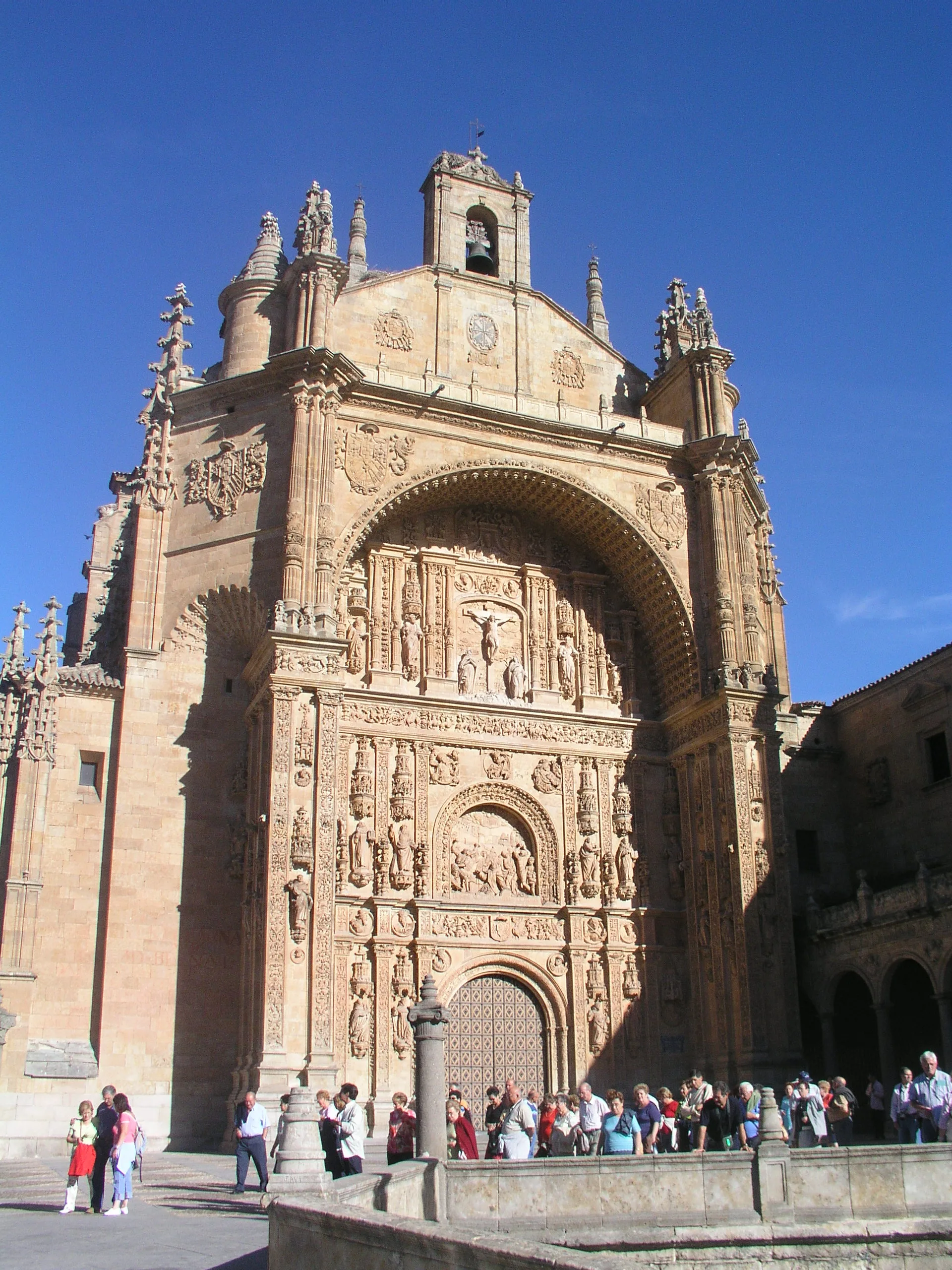 Salamanca gana viajeros y pernoctaciones con respecto a febrero