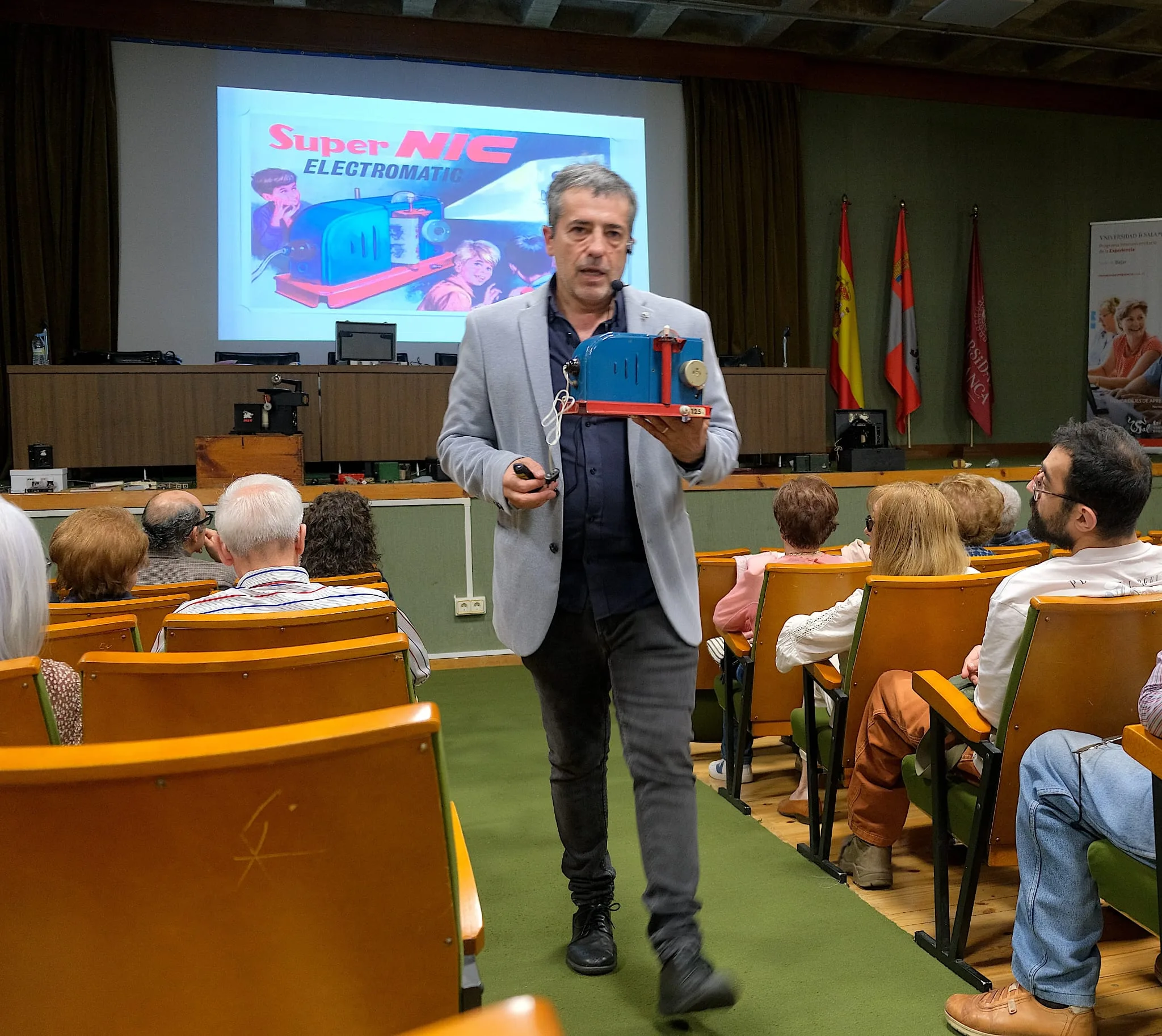 El Cine Nic en la Universidad de la Experiencia de la mano de Antonio Sánchez Sánchez