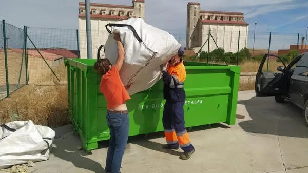 El programa “Alba da Vida” cumple un año con más de 3.500 kg de restos vegetales recogidos en Alba de Tormes