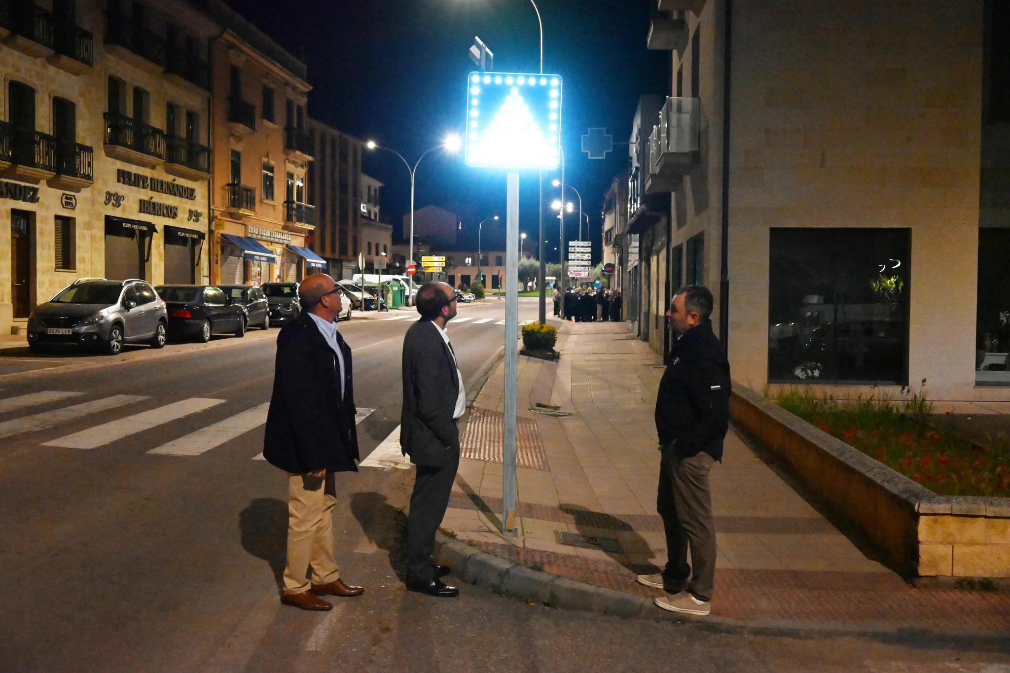Ciudad Rodrigo mejora la iluminación y refuerza la señalización de tráfico en barrios y zonas escolares