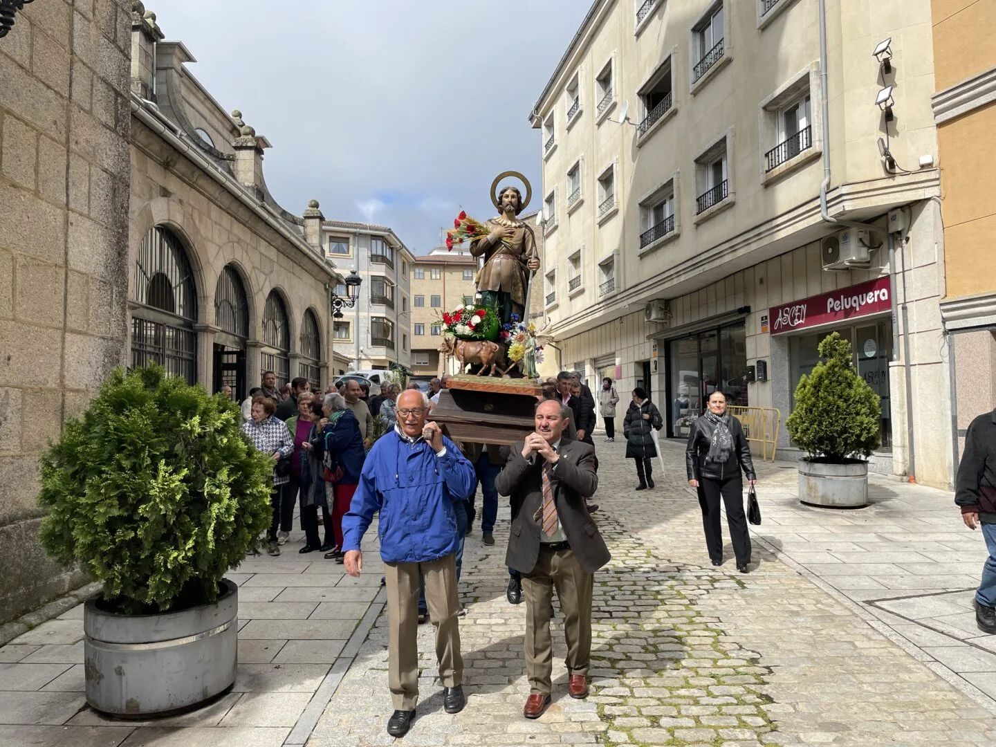 [FOTOS] Guijuelo celebra San Isidro con tradición, devoción y sabor a productos locales