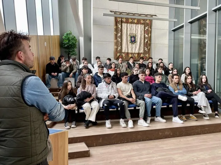 Los jóvenes de Guijuelo votarán para elegir la Corte de Honor de 2025