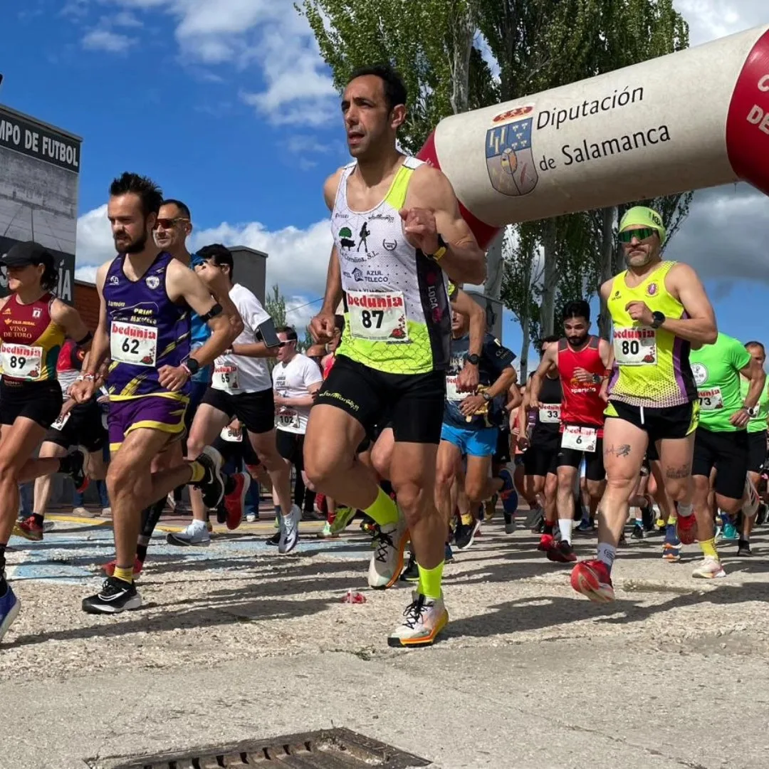 Peñaranda acoge la 1ª Carrera Popular Solidaria ‘De la Cuna al Sepulcro’ siguiendo la ruta teresiana