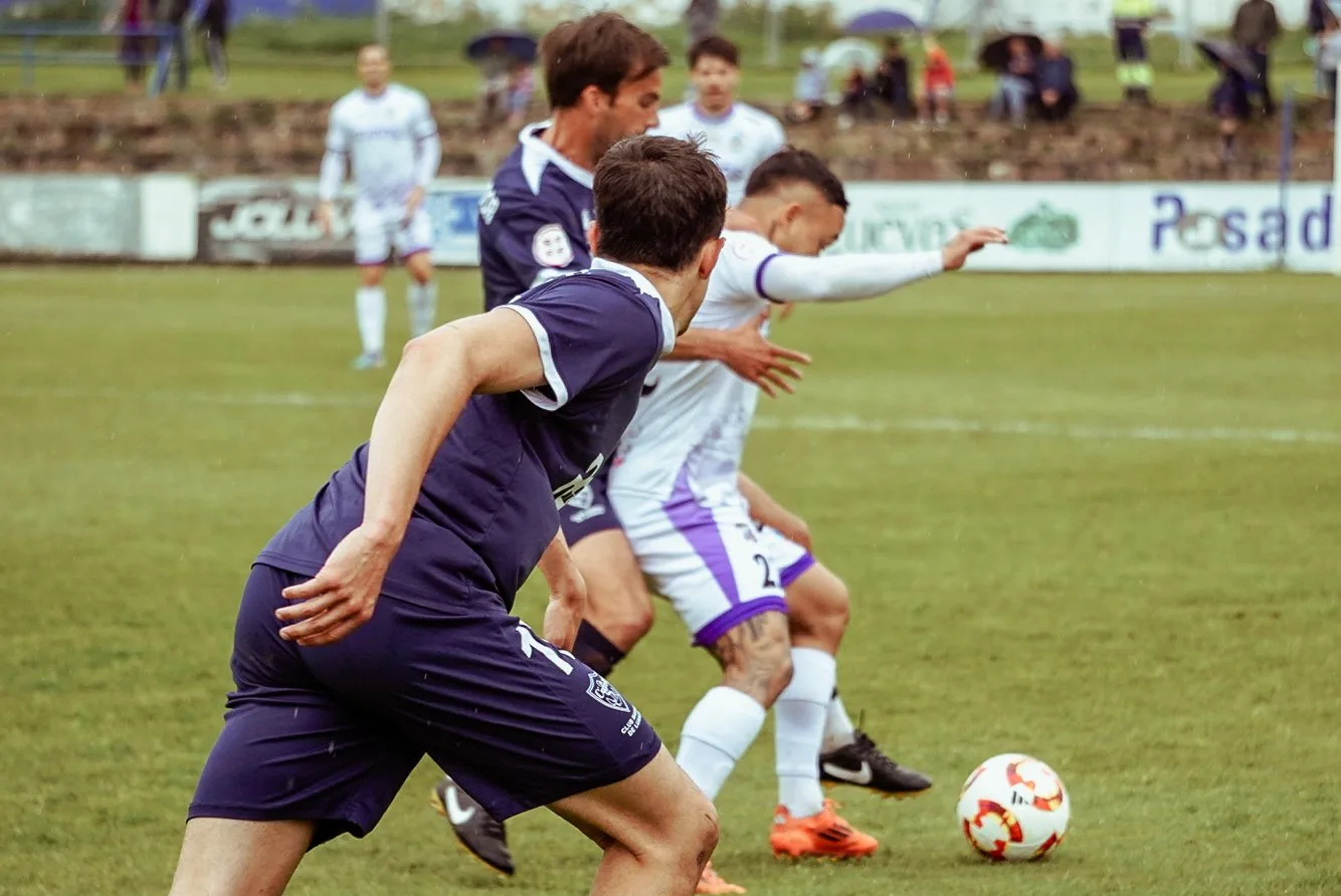 Salamanca UDS despide la temporada con abultada derrota en Luanco (3-0)