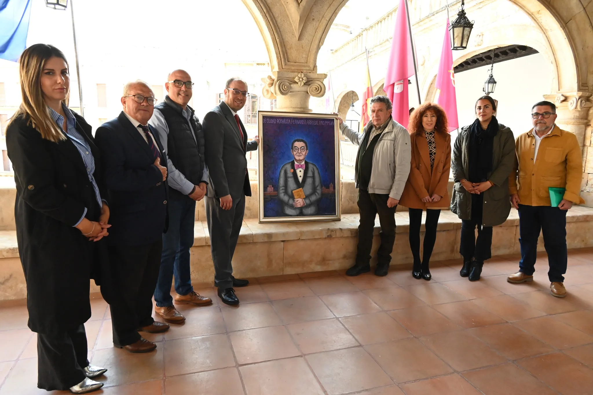 Carlos García Medina rinde homenaje pictórico a Fernando Arrabal en el 125 aniversario del Teatro Nuevo de Ciudad Rodrigo