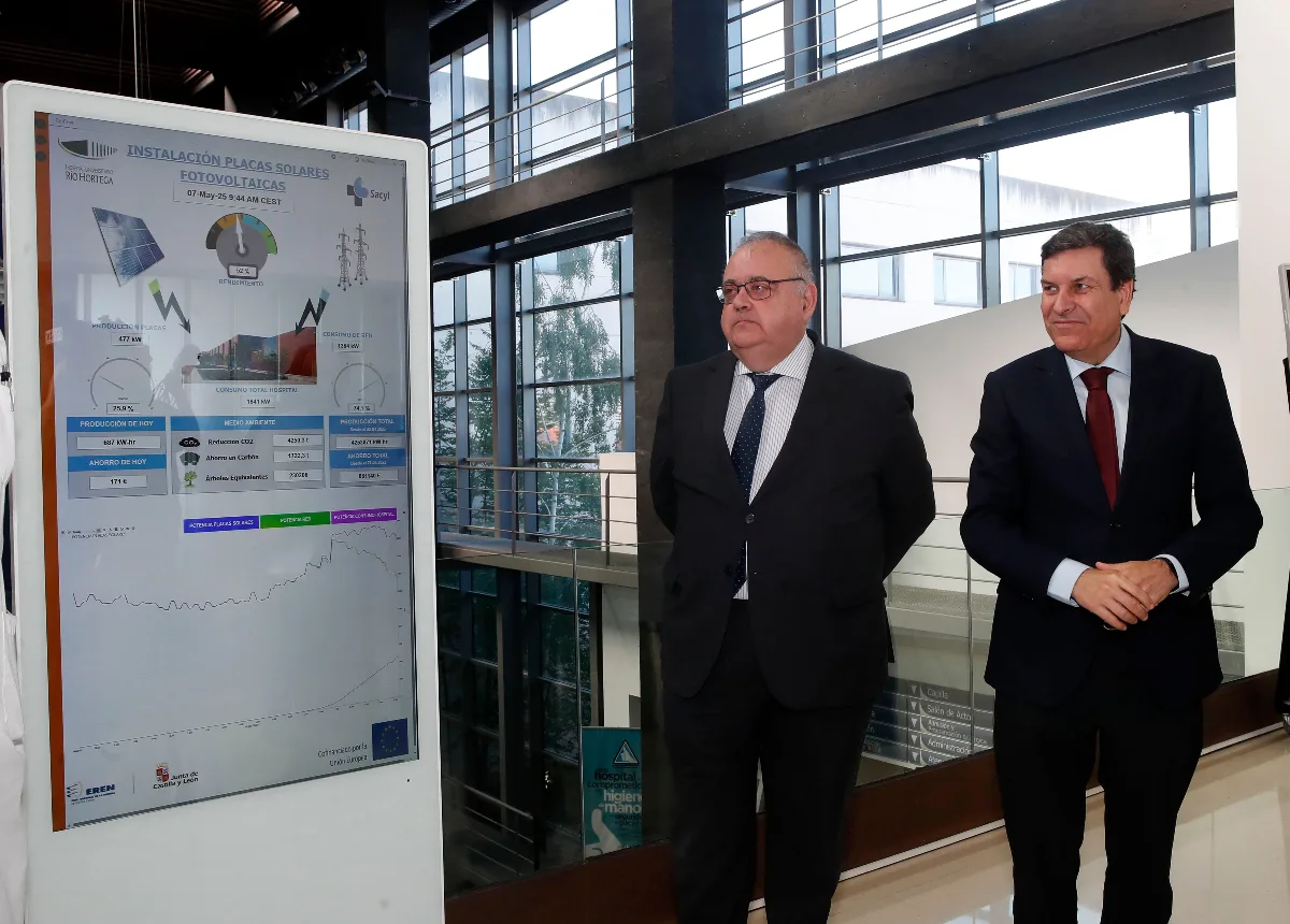 La Junta invertirá más de 10 millones de euros en autoconsumo fotovoltaico en 93 centros sanitarios con un ahorro en electricidad de 2,25 millones al año