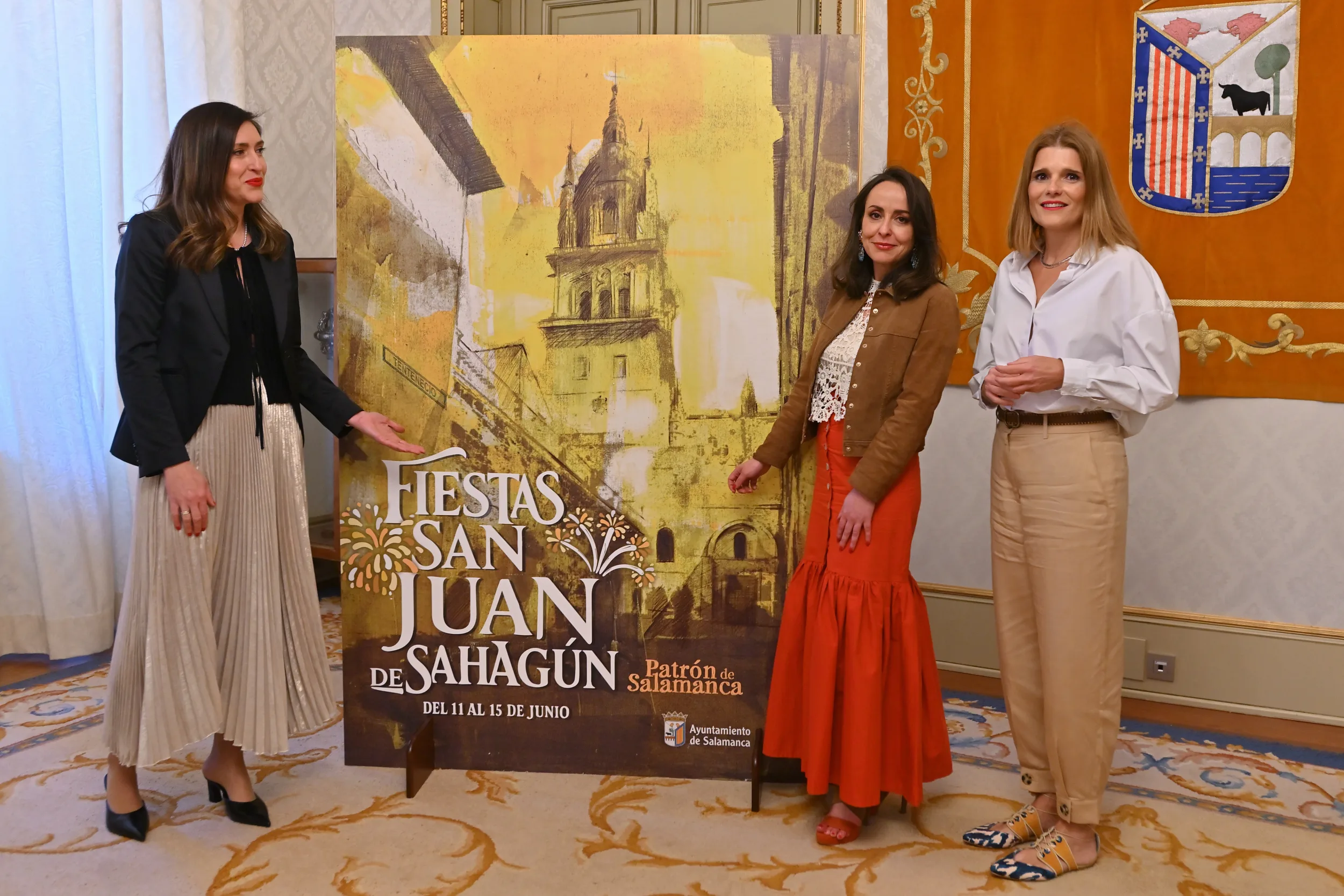 La orquesta Panorama, los fuegos artificiales y los estrenos del ballet aéreo ‘Nexus’ y el pasacalles ‘Navalia’ protagonizarán el programa de San Juan de Sahagún