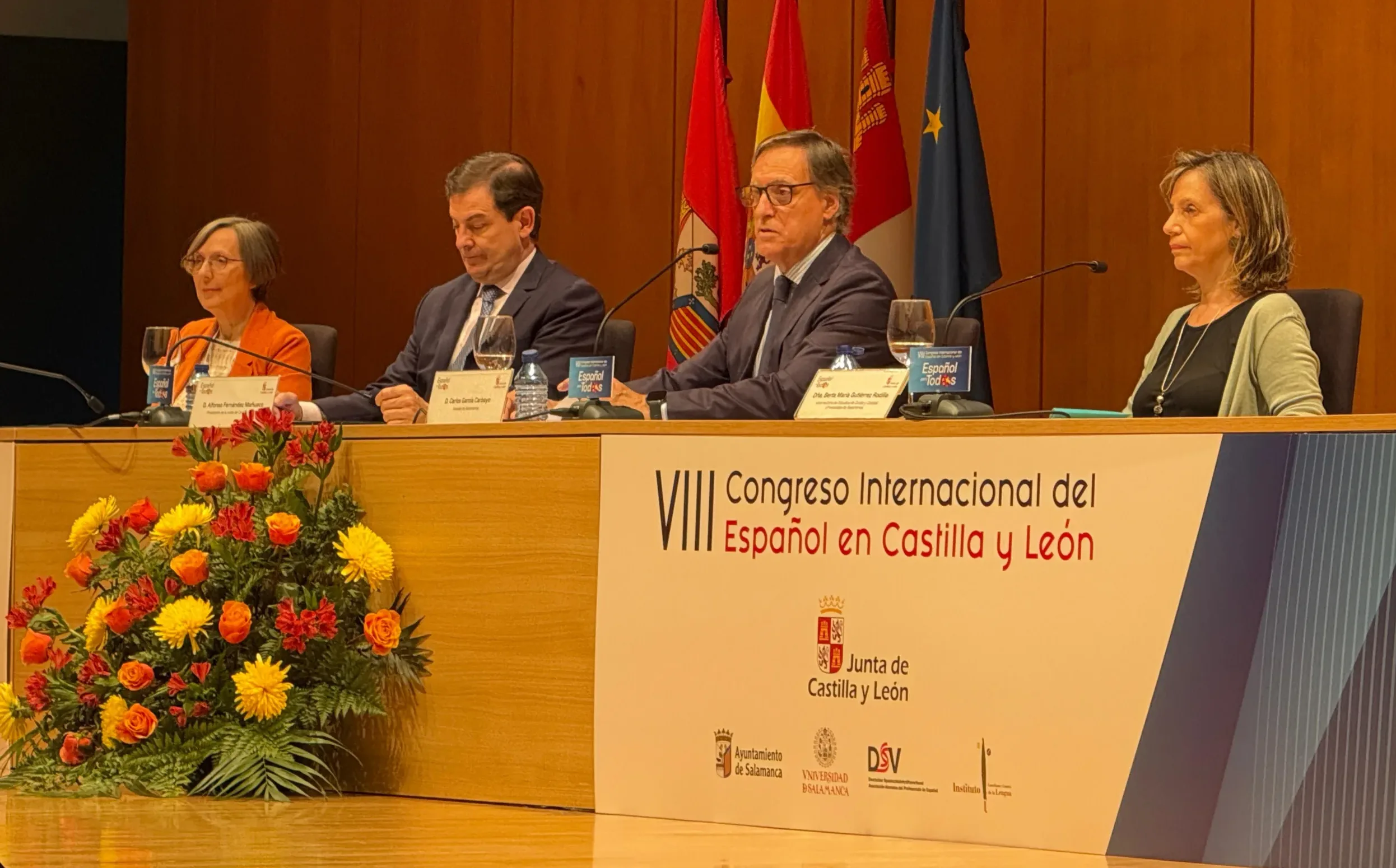 García Carbayo asegura que la vocación de Salamanca es consolidar el liderazgo en la enseñanza del español, un “motor económico fundamental” que aporta 50 millones al PIB de la ciudad