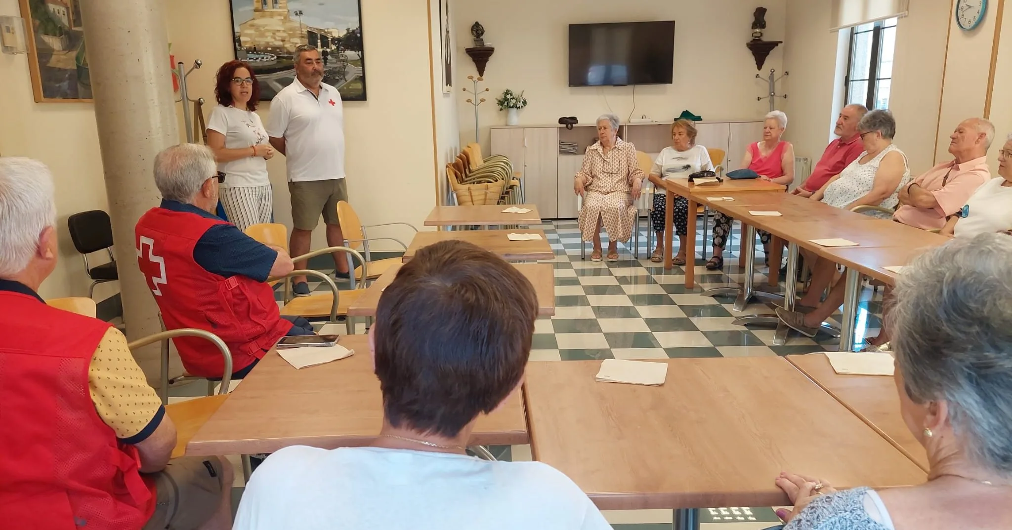 Clausura de los Paseos Saludables en Carbajosa con Cruz Roja y una jornada de convivencia