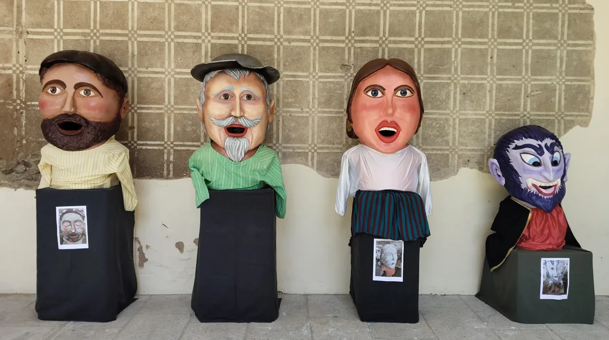 El CMC Convento de San Francisco de Béjar acoge una exposición de gigantes y cabezudos y busca voluntarios para el desfile del 20 de junio