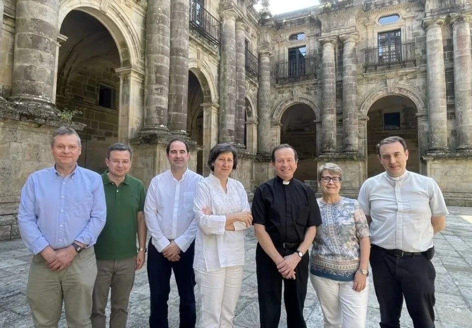 Los profesores de Teología Carmen Yebra y José Alberto Garijo, reelegidos en el consejo de la Asociación Bíblica Española