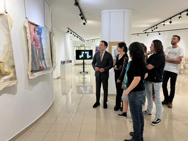 Espacio Joven del Ayuntamiento de Salamanca acoge una exposición de pintura de los estudiantes de la Facultad de Bellas Artes de la USAL