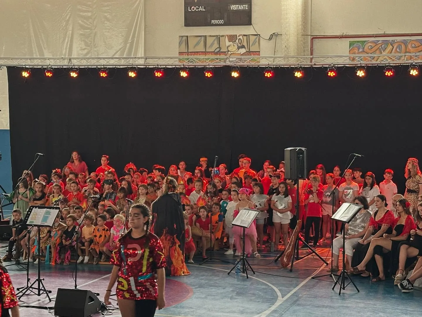 Villamayor despide el curso con “Los Secretos del Fuego”, un espectáculo lleno de emoción y talento musical