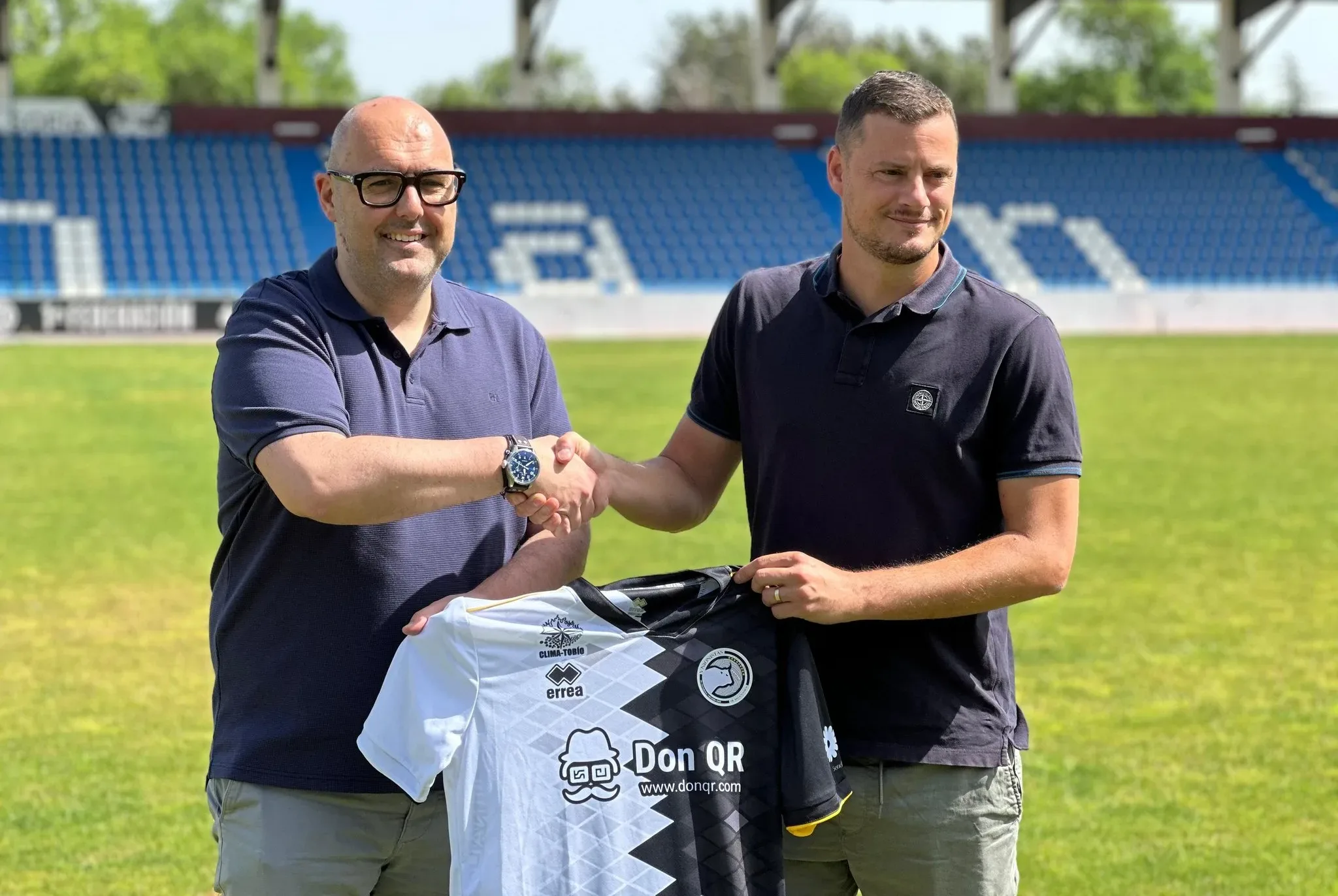 Oriol Riera: “Me gusta el equilibrio entre lo defensivo y lo ofensivo, que haya buen trato de balón y que seamos un equipo vertical”
