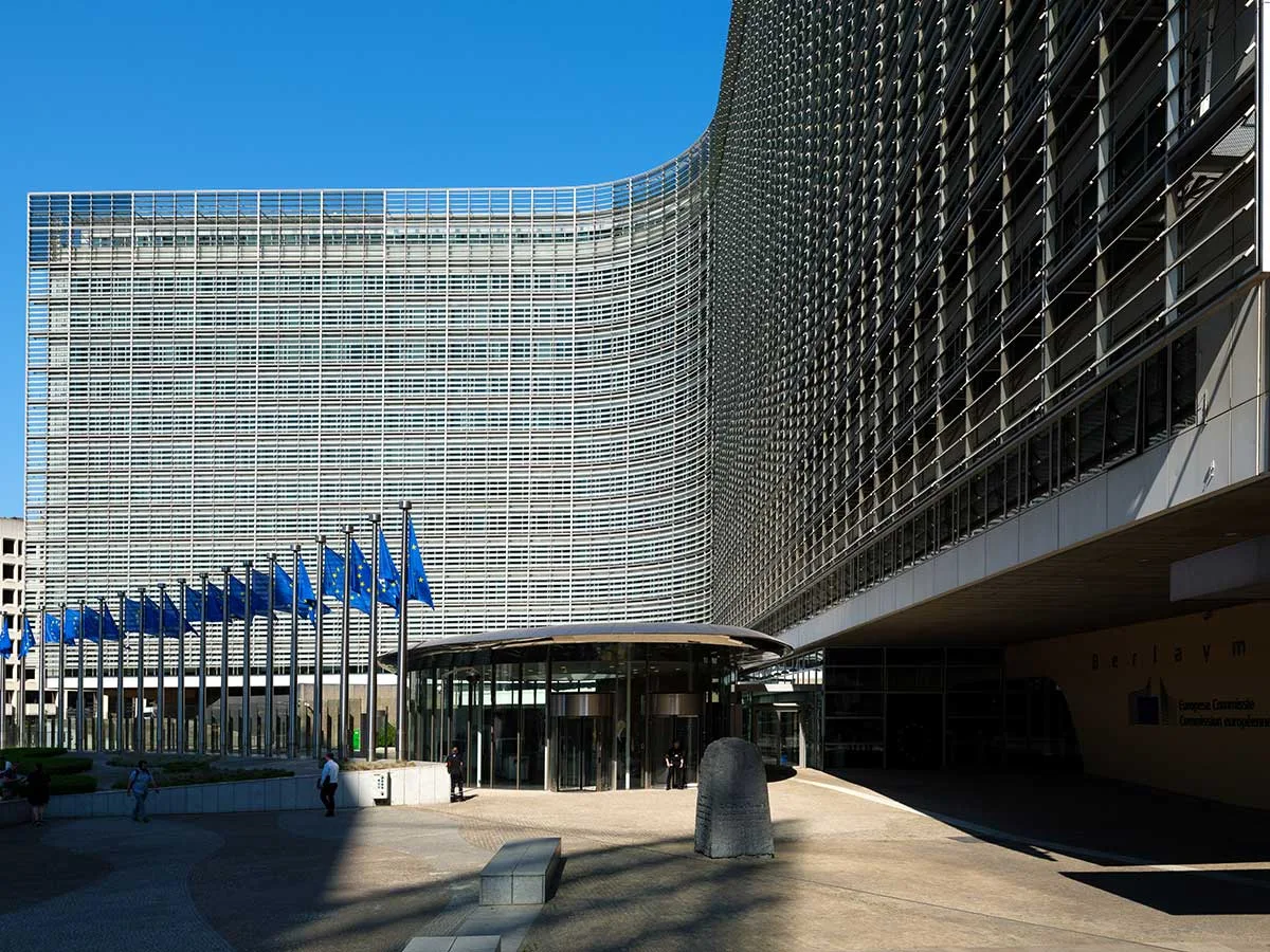 ¿Y los villanos de Bruselas?
