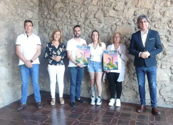Alicia Majadas gana el concurso del cartel de las Fiestas de Béjar 2025