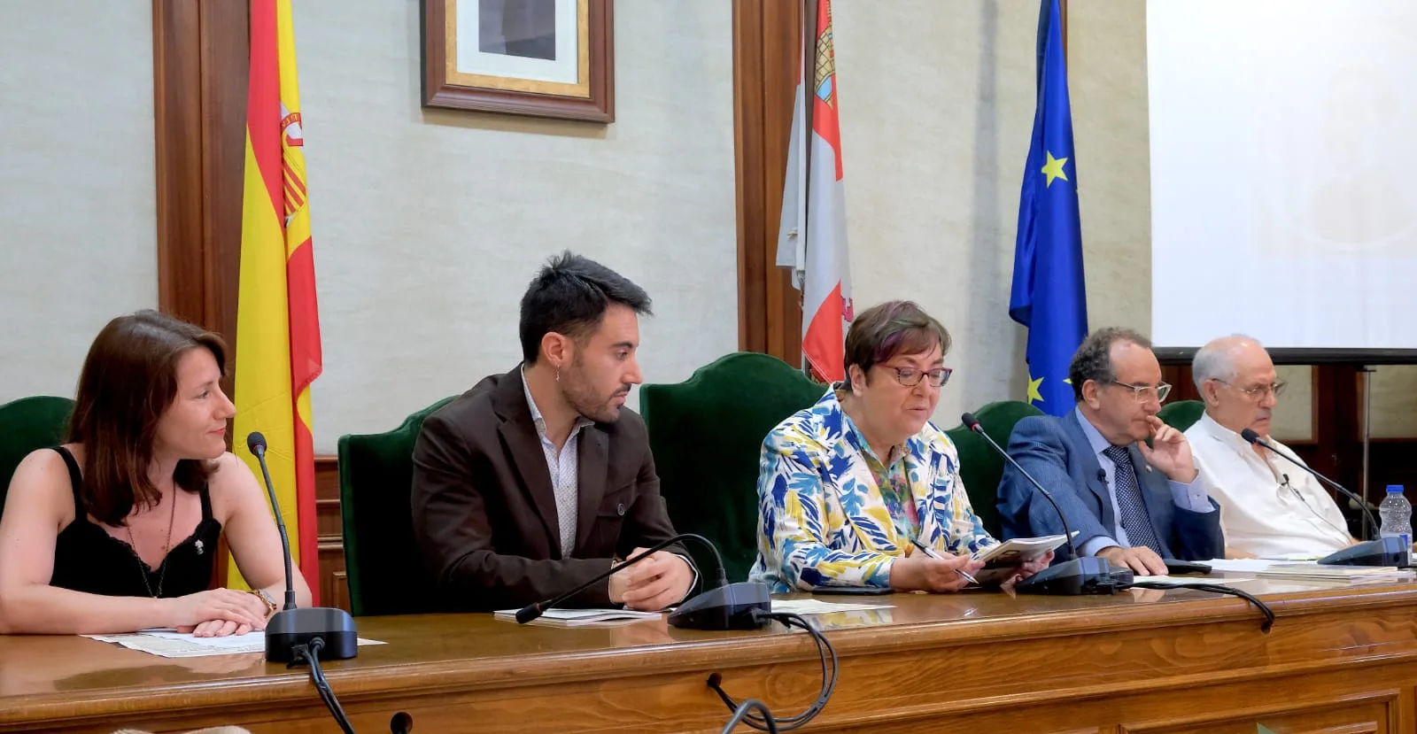 Ramón Hernández Garrido se convierte en miembro de pleno derecho del Centro de Estudios Bejaranos con un emotivo discurso sobre su abuelo Valentín Garrido Muñoz
