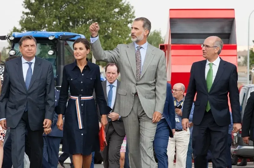 La Diputación de Salamanca concede la Medalla de Oro de la Provincia a Felipe VI por su compromiso con el mundo rural