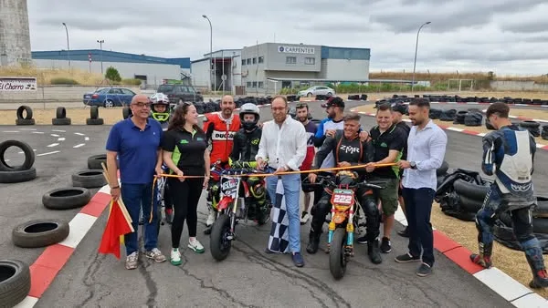 Ciudad Rodrigo estrena su nuevo circuito municipal de minimotos en el polígono "Las Viñas"