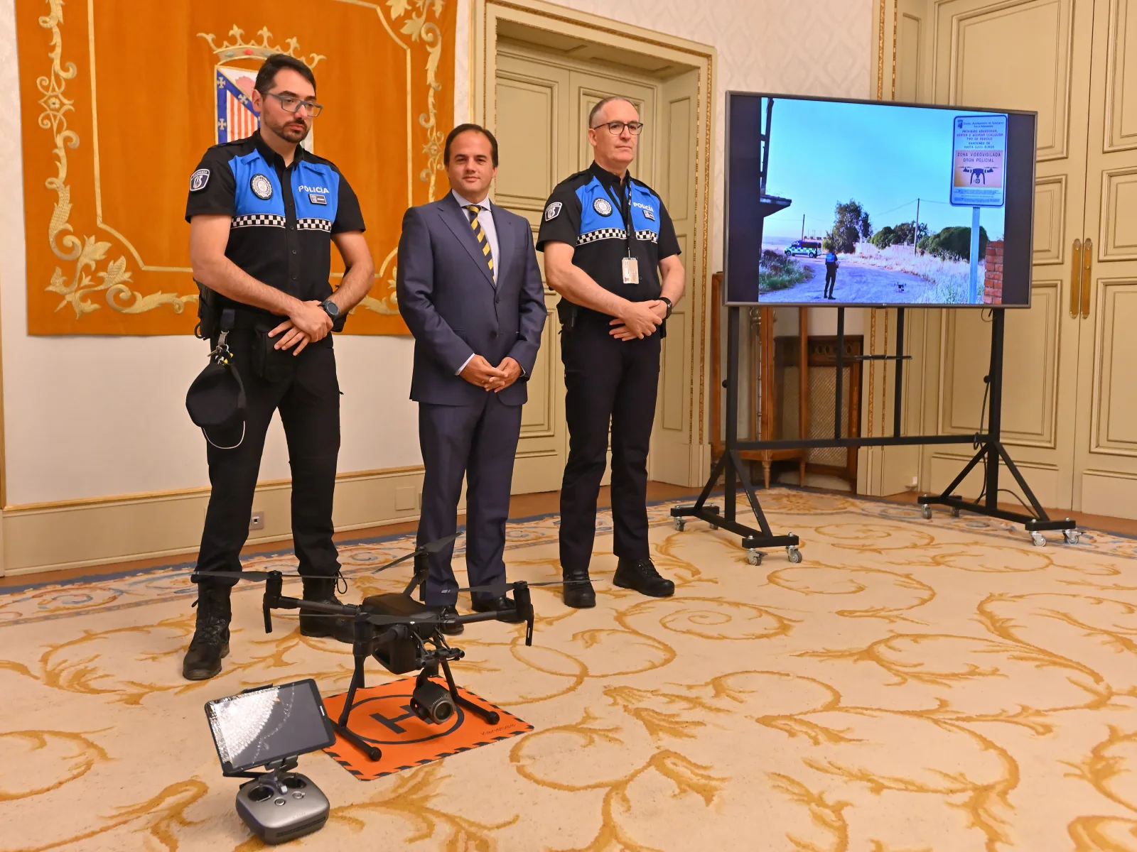 El Ayuntamiento de Salamanca comienza a vigilar con un dron los vertidos ilegales en el extrarradio de la ciudad