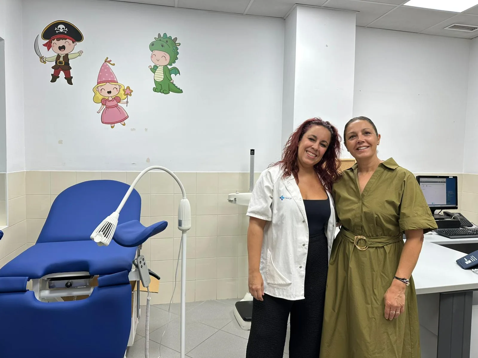 Villamayor estrena servicio de matrona en su consultorio médico gracias a la ampliación del centro
