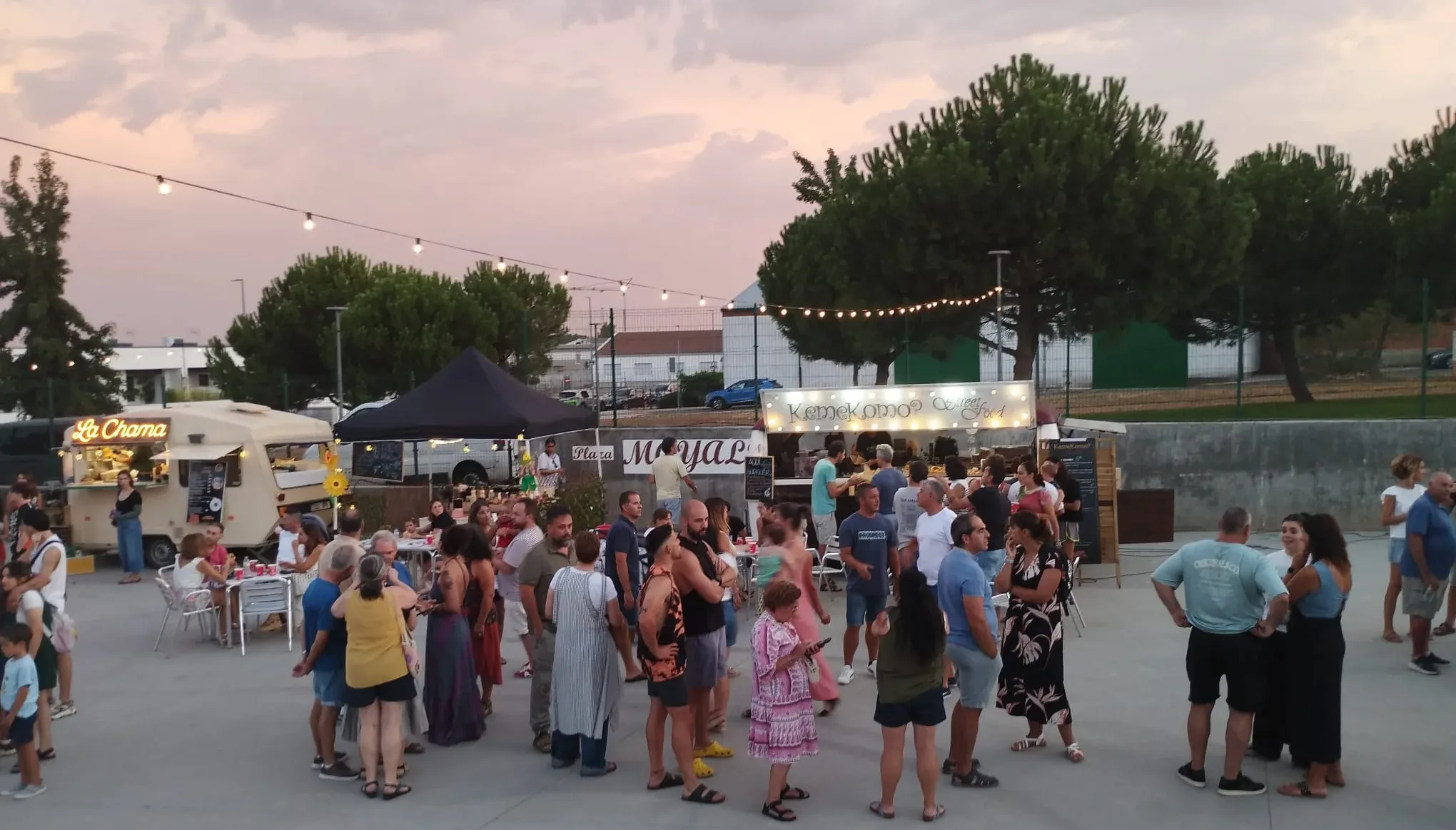 FOTOS | Feria de 'Food Trucks' en Aldeatejada
