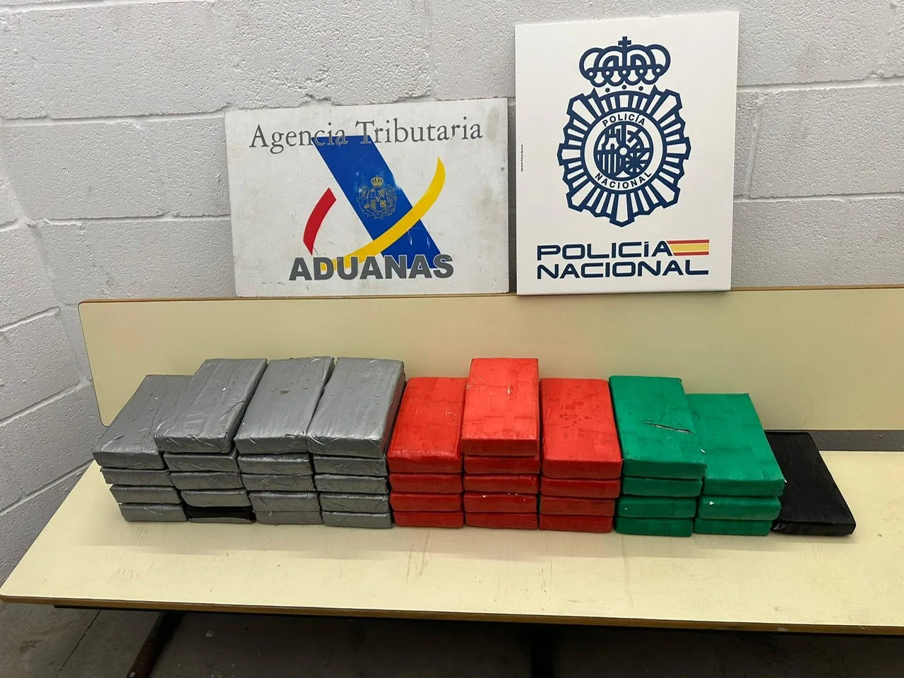Interceptados 44 kilos de cocaína en un contenedor en el Puerto de Algeciras
