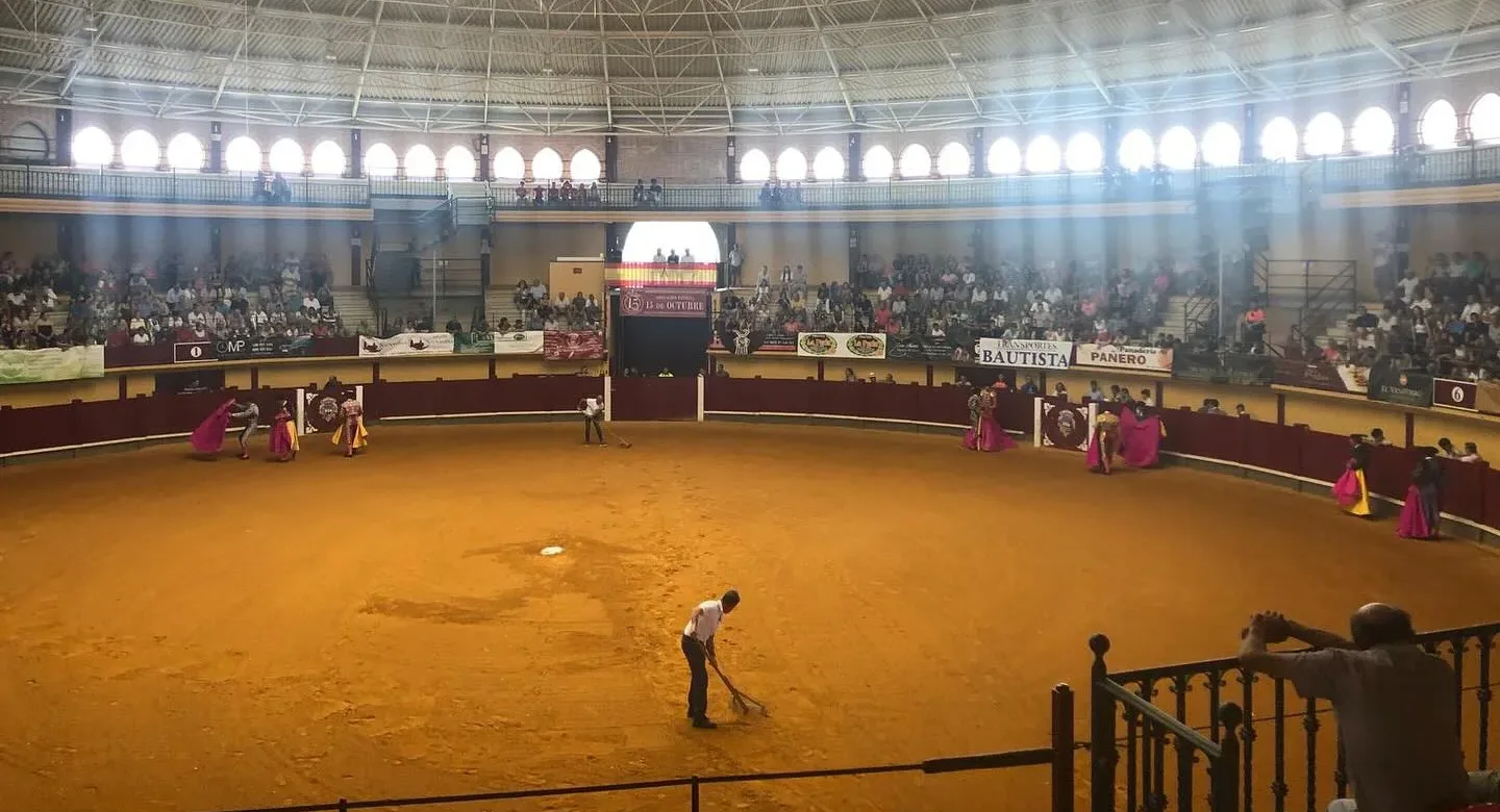Alba de Tormes celebra la final del VIII Bolsín Taurino “Botijo de Filigrana”