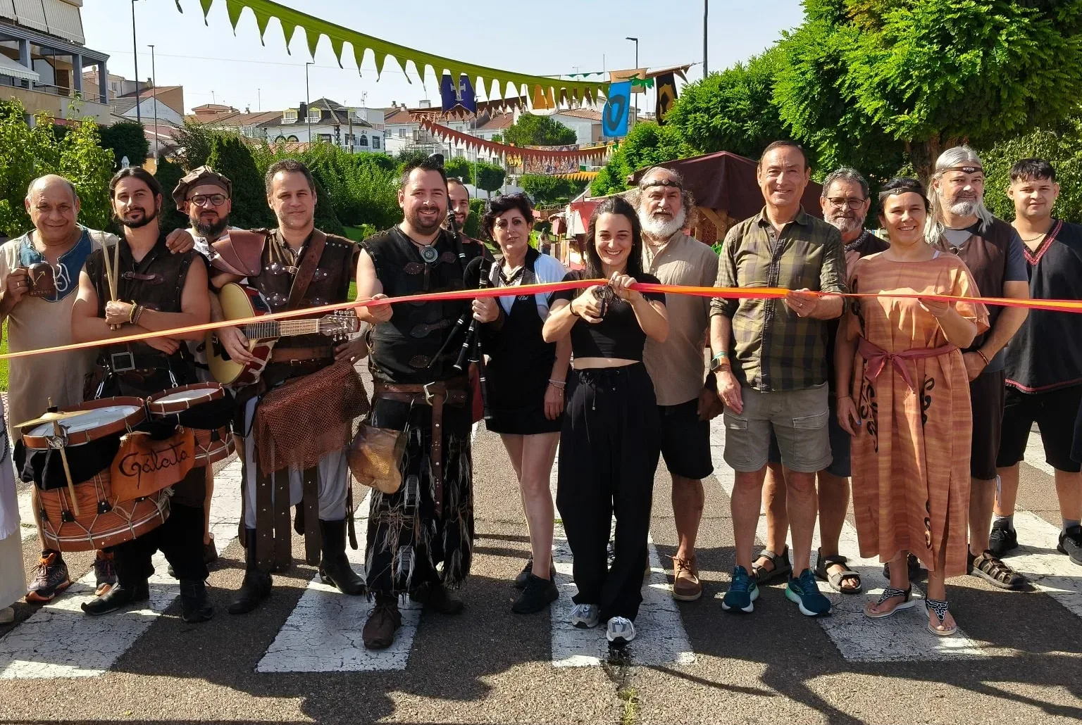Carbajosa inaugura su III Mercado Medieval con 35 puestos y actividades infantiles