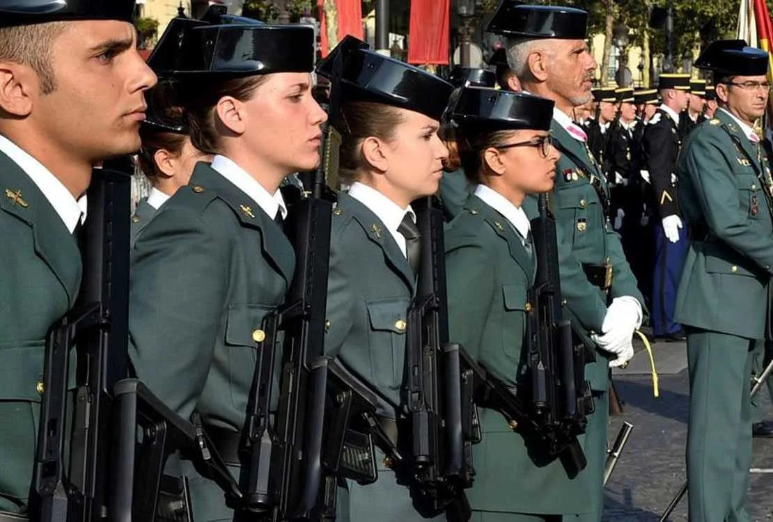 ¿Quién protege a la Guardia Civil y a la Policía, que nos cuidan?
