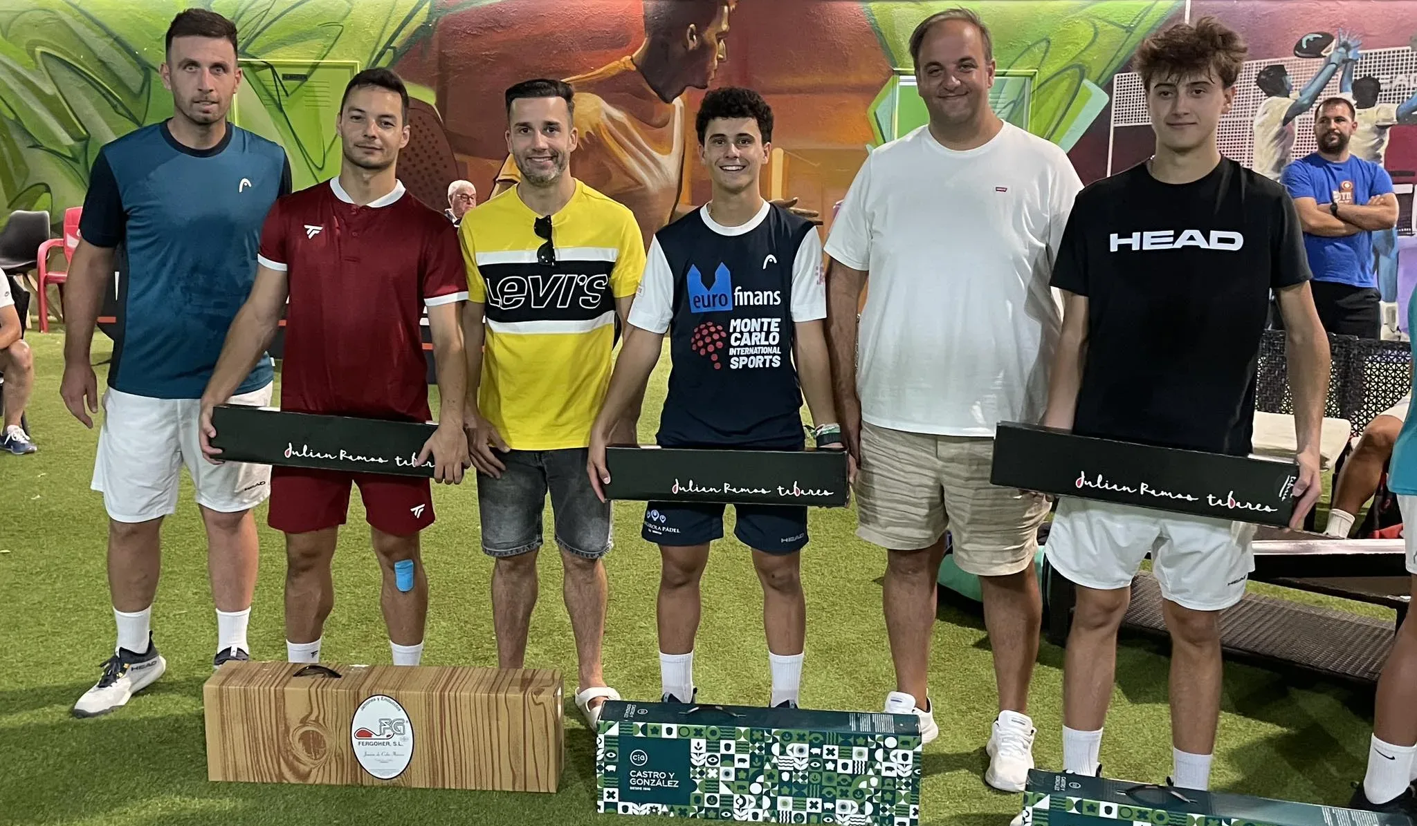 Clínic y partido de exhibición de pádel en Guijuelo
