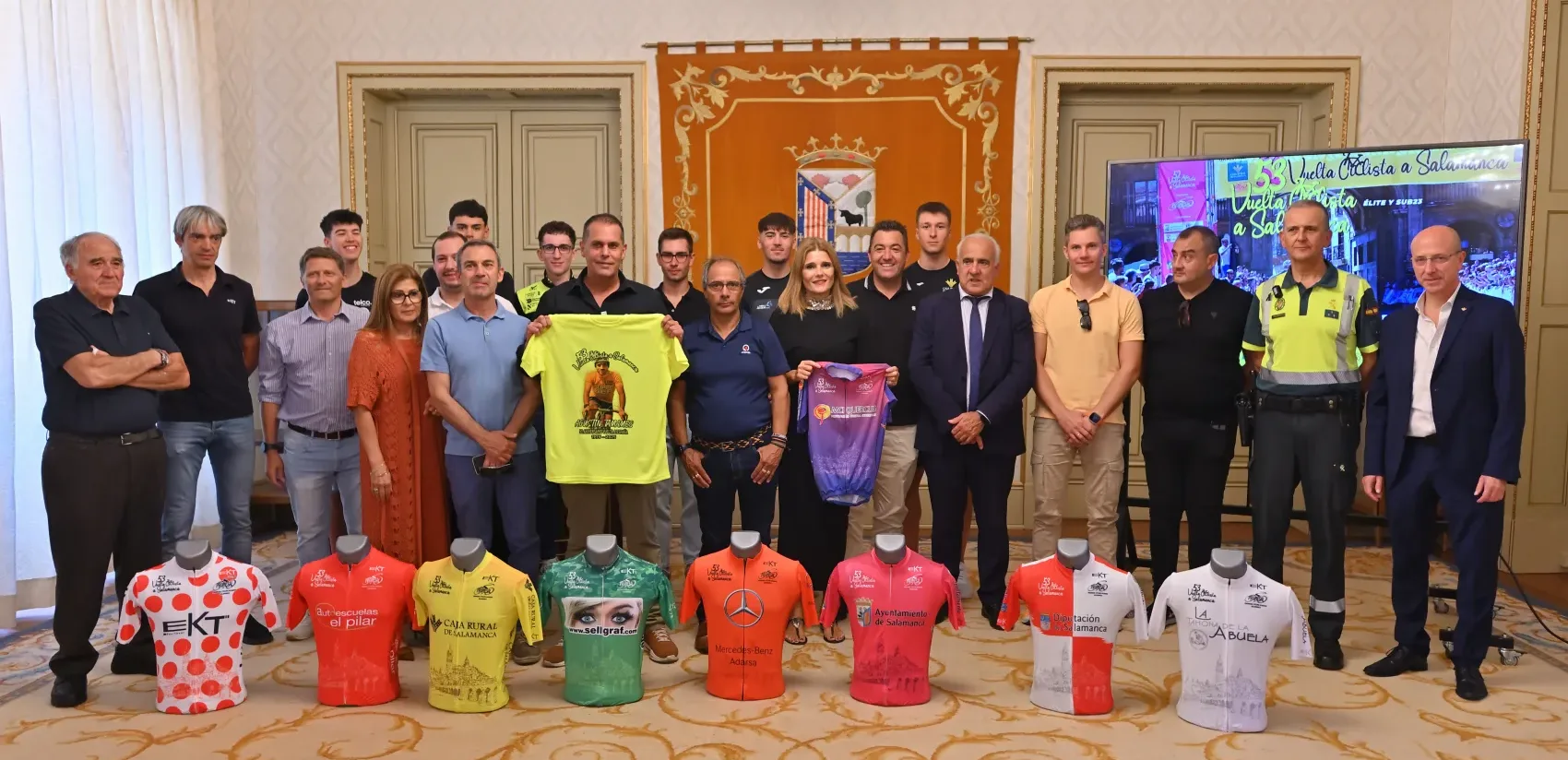 La 53ª Vuelta Ciclista a Salamanca recupera las tres etapas de competición con la participación de 117 corredores de 18 equipos