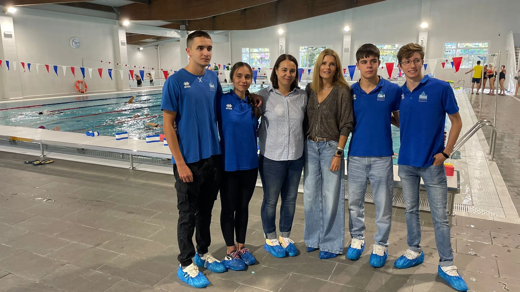 La instalación de equipamiento deportivo de última generación posibilitará la celebración de competiciones oficiales en la piscina de La Alamedilla