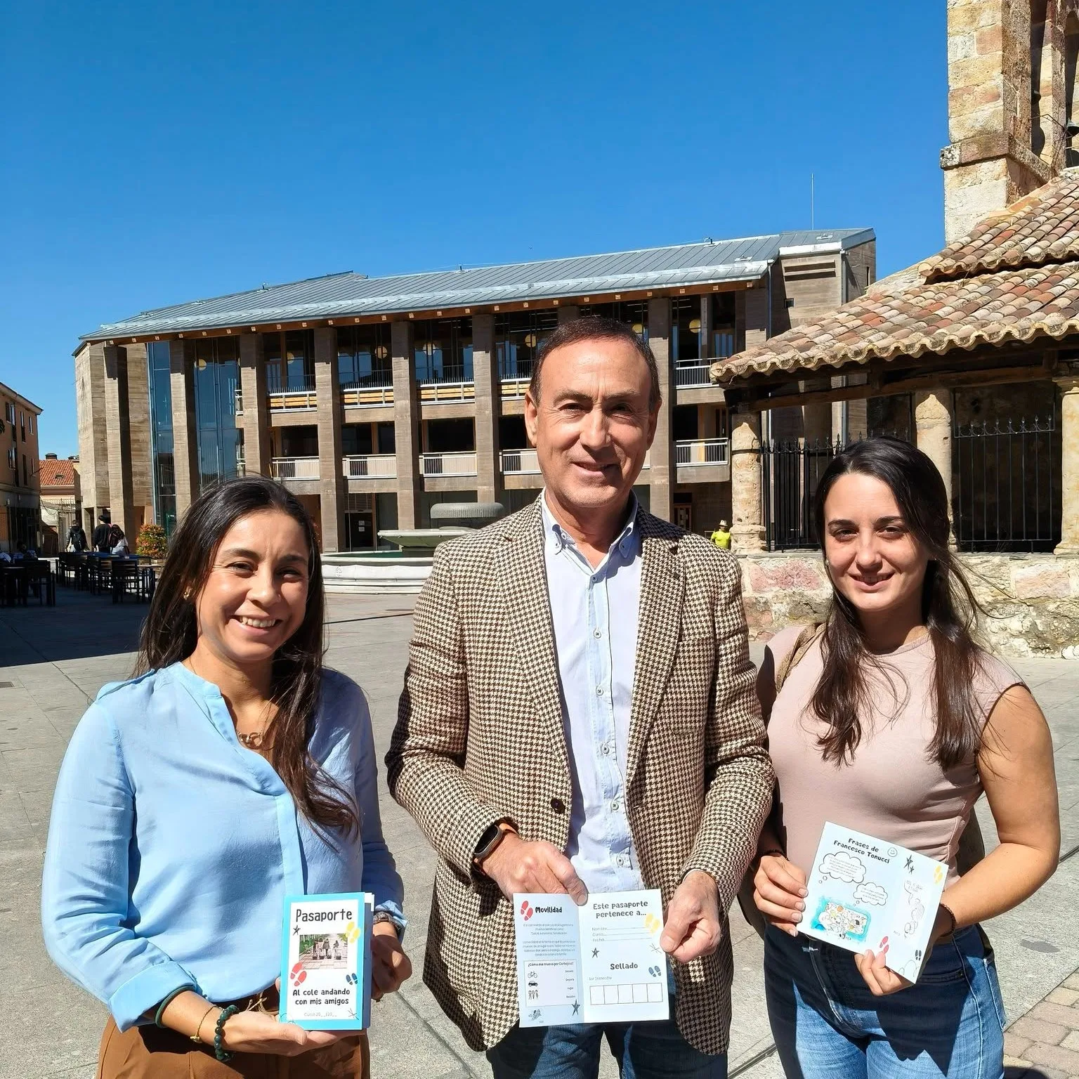 Carbajosa pone en marcha el nuevo pasaporte escolar “Al cole andando con mis amigos”