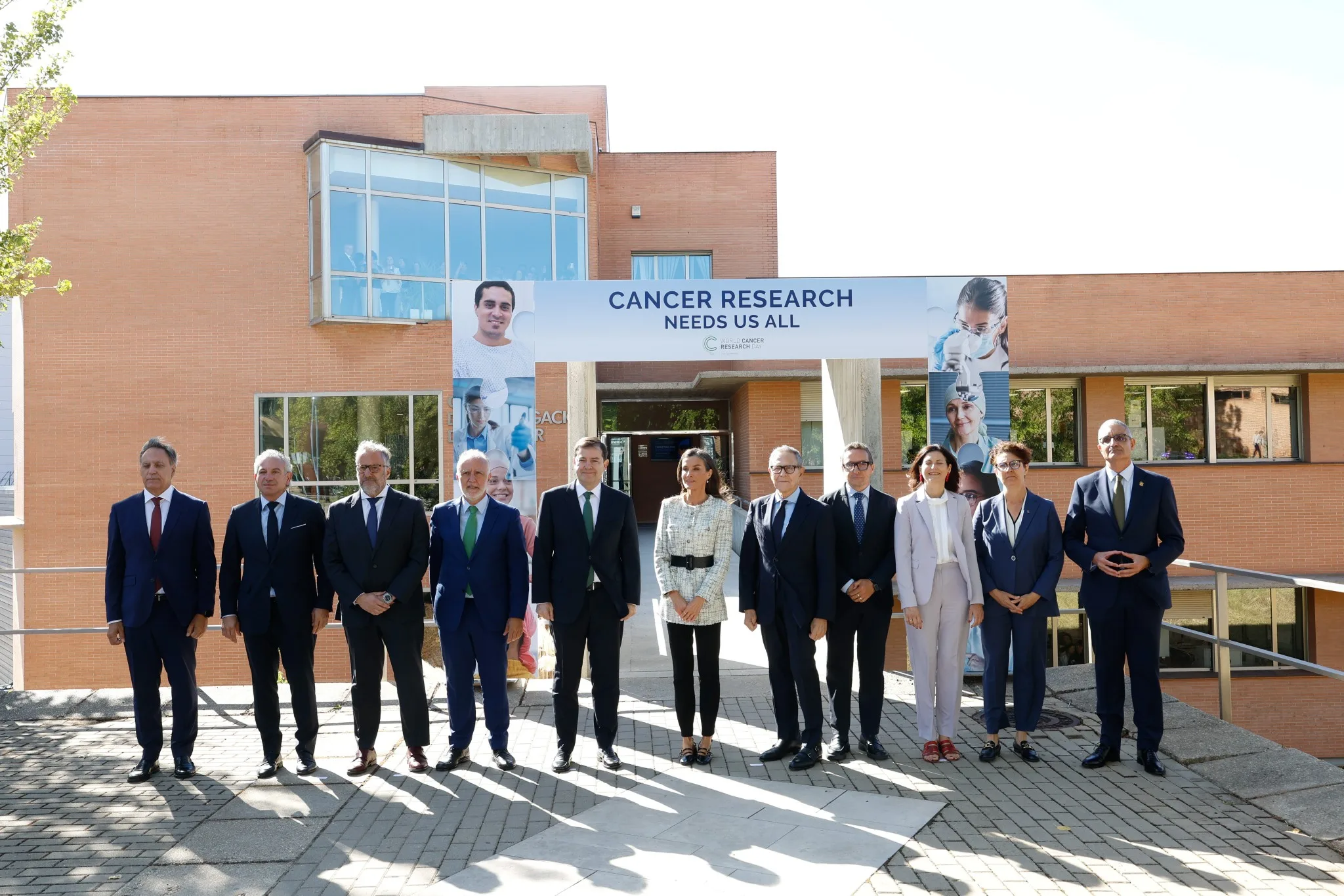 FOTOS | La Reina preside en Salamanca el Día Mundial de la Investigación en Cáncer