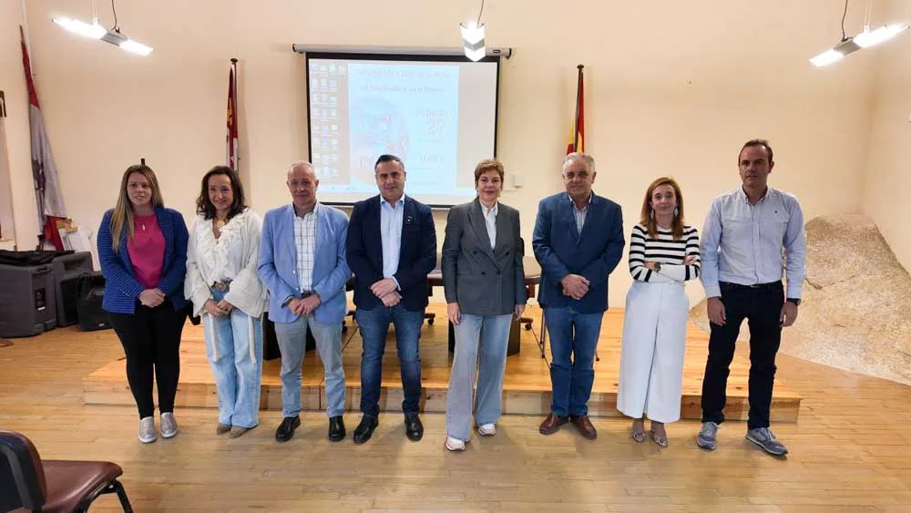 San Esteban de la Sierra presenta cuatro viviendas rehabilitadas para mayores dentro del programa ‘Viviendas en Red’