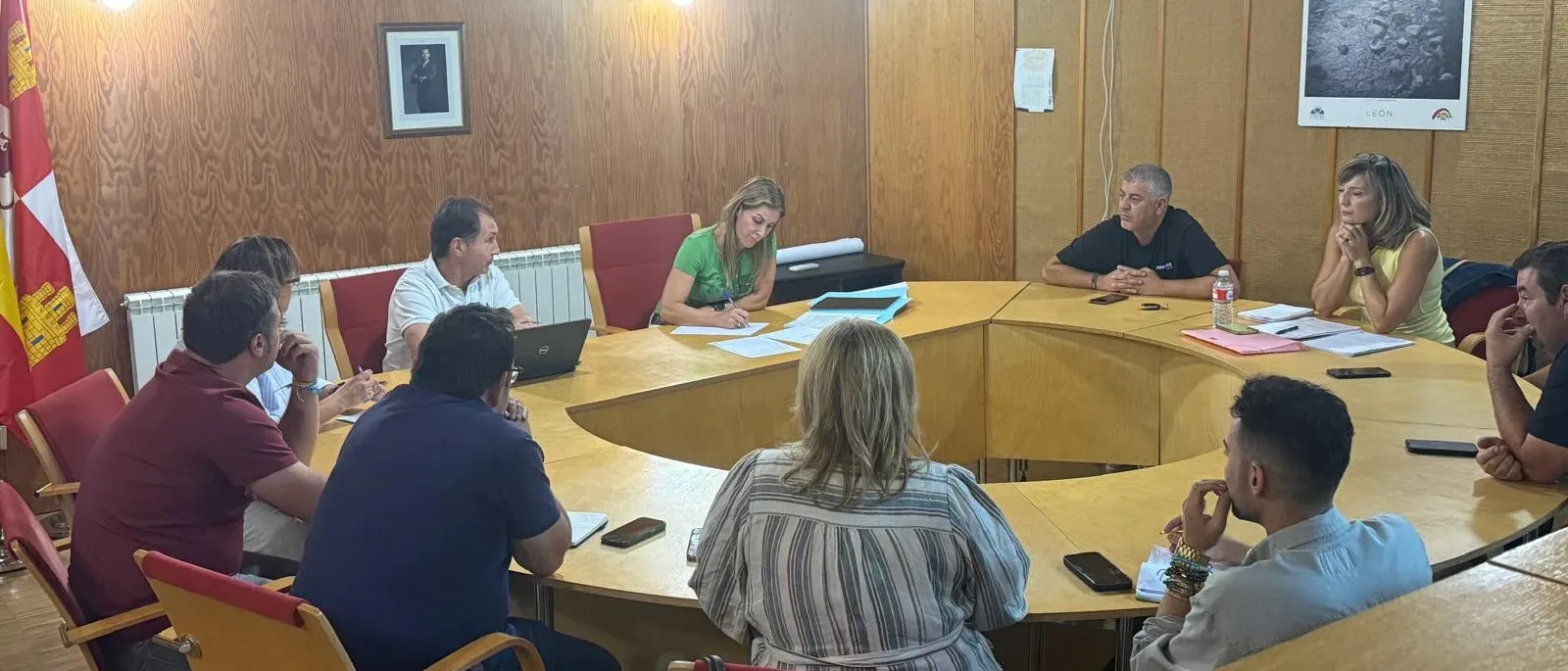 Aldeatejada da los primeros pasos para la construcción de nuevas viviendas y huertos urbanos con aparcamiento